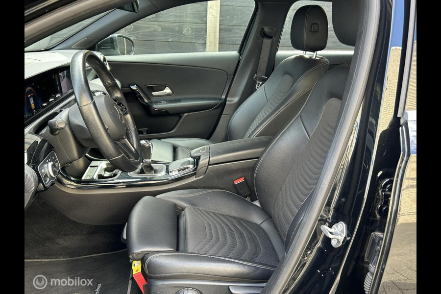 Mercedes-Benz A-Klasse 180 Business Line Half leder sportstoel / fm nav / clima / Camera