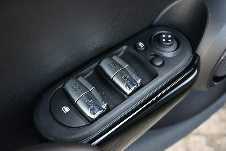 MINI Mini 2.0 Cooper S Chili BLACK Pano Leder A.Cruise DealerOH '17