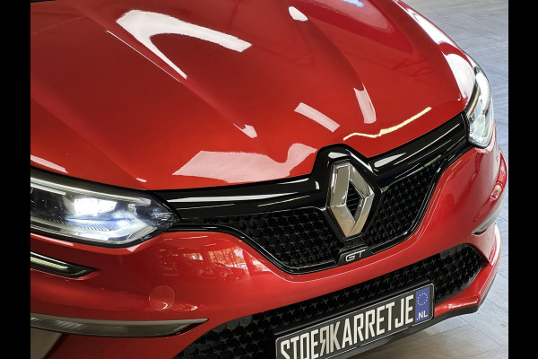 Renault MEGANE Estate 1.6 TCe 205pk GT | Groot Navi | 18 inch | Bose | Pano | Dodehoek | Led | Volledig dealer onderhouden!