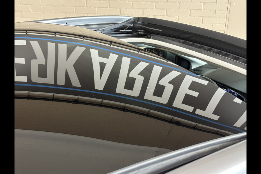 Renault MEGANE Estate 1.6 TCe 205pk GT | Groot Navi | 18 inch | Bose | Pano | Dodehoek | Led | Volledig dealer onderhouden!