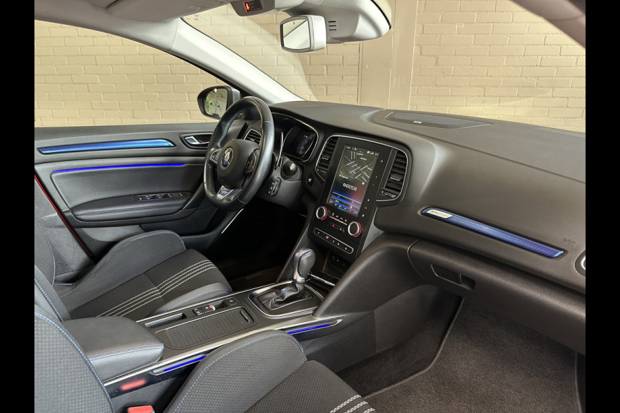 Renault MEGANE Estate 1.6 TCe 205pk GT | Groot Navi | 18 inch | Bose | Pano | Dodehoek | Led | Volledig dealer onderhouden!