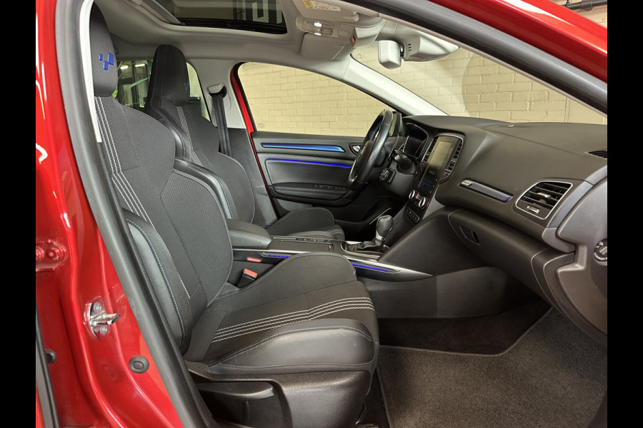 Renault MEGANE Estate 1.6 TCe 205pk GT | Groot Navi | 18 inch | Bose | Pano | Dodehoek | Led | Volledig dealer onderhouden!