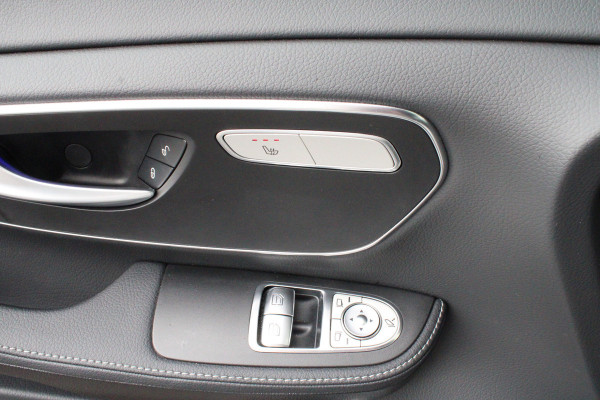 Mercedes-Benz V-Klasse 220d / Lang / DC / New Model / 2x Schuifdeur / Burmester / 360 Camera / NIEUWSTAAT