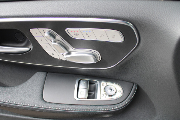 Mercedes-Benz V-Klasse 300d / XXL / DC / AMG / 2x Elec Schuifd / Elec Stoelen / 360 Cam / Burmester / Vol Opties / NIEUWSTAAT