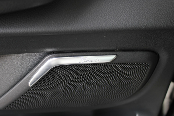 Mercedes-Benz V-Klasse 300d / XXL / DC / AMG / 2x Elec Schuifd / Elec Stoelen / 360 Cam / Burmester / Vol Opties / NIEUWSTAAT