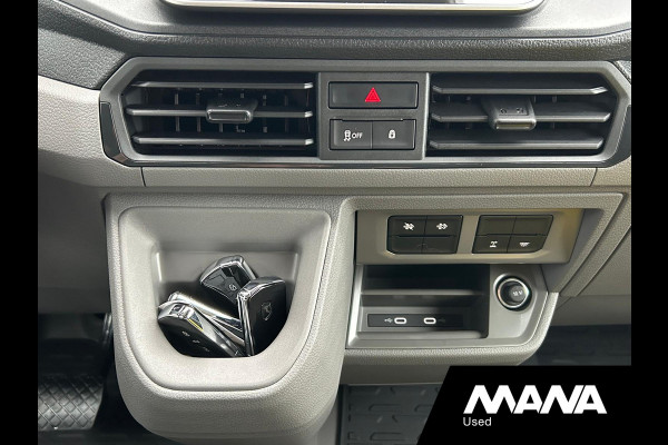 MAN TGE 35 2.0 L3H2 3.180 180PK MANA PERFORMANCE Automaat 4x4 LED Camera Sensoren Car-Play Trekhaak Cruise MAN TGE 35 2.0 L3H2 3.180 180PK MANA PERFORMANCE Automaat 4x4 LED Camera Sensoren Car-Play Trekhaak Cruise