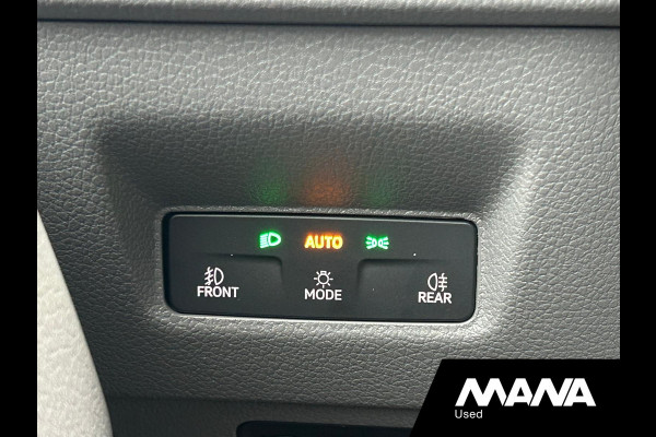MAN TGE 35 2.0 L3H2 3.180 180PK MANA PERFORMANCE Automaat 4x4 LED Camera Sensoren Car-Play Trekhaak Cruise MAN TGE 35 2.0 L3H2 3.180 180PK MANA PERFORMANCE Automaat 4x4 LED Camera Sensoren Car-Play Trekhaak Cruise