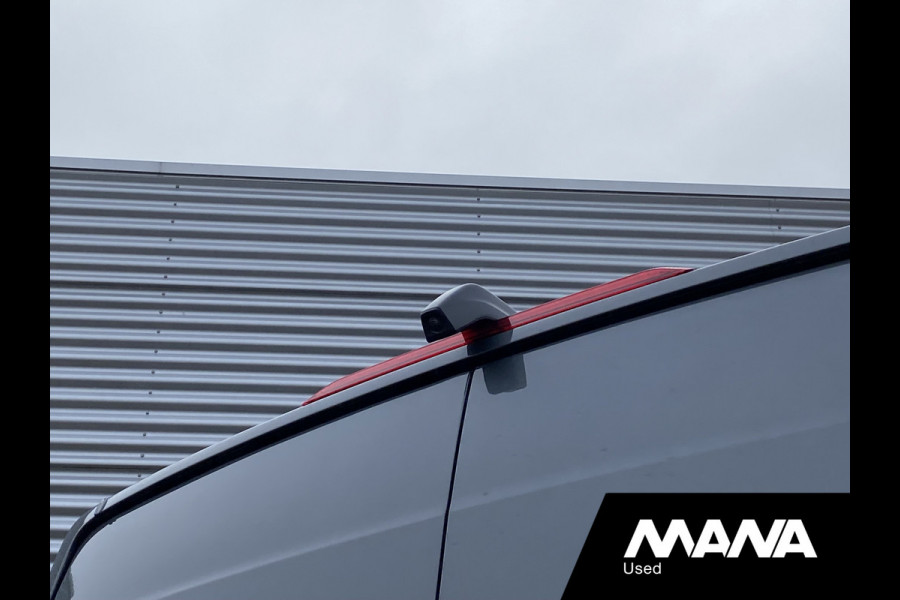 MAN TGE 3.140 L3H3 Automaat 140PK Antraciet NIEUW MODEL Cruise control Carplay Camera MAN TGE 3.140 L3H3 Automaat 140PK Antraciet NIEUW MODEL Cruise control Carplay Camera