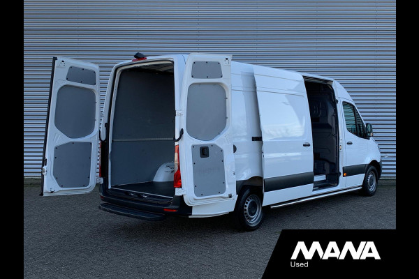 Mercedes-Benz Sprinter 315CDI 150pk L3H2 Automaat Climatronic Navigatie Camera CarPlay Keyless Cruise SideBar Dodehoek-Assistent Laadruimtebekleding Br