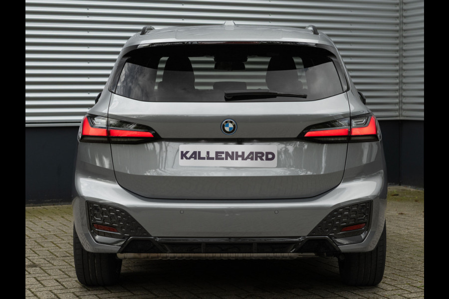 BMW 2 Serie Active Tourer 225e xDrive M-Sport - Pano - Head-up - Harman Kardon