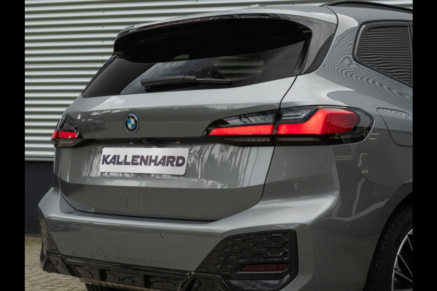 BMW 2 Serie Active Tourer 225e xDrive M-Sport - Pano - Head-up - Harman Kardon