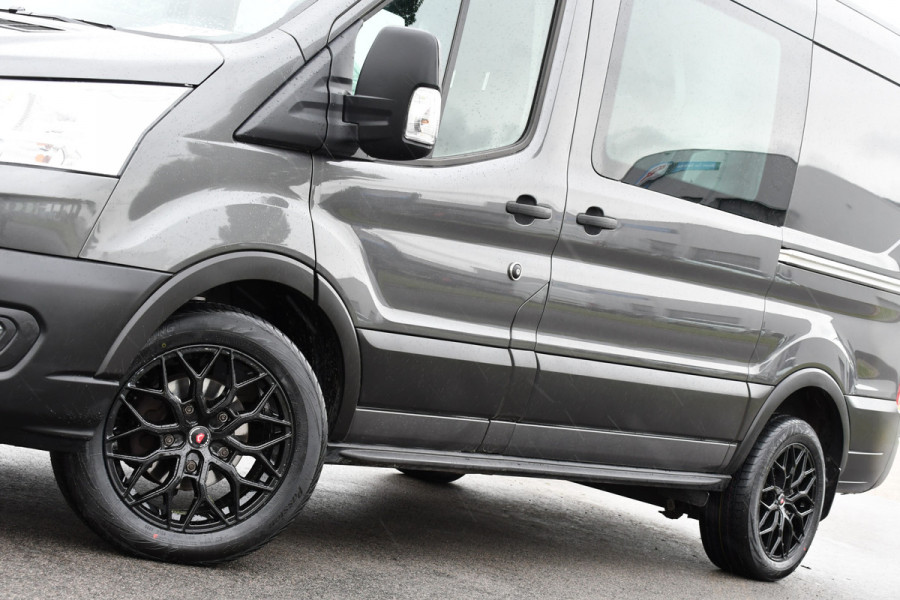 Ford Transit 2.0 TDCI L2H2 DC Raptor Grill Camera, Cruise, Carplay, Stoelverwarming, 130pk, Automaat, Multimedia, 2 x Schuifdeur, Uniek!