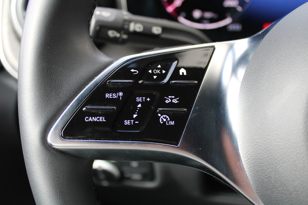 Mercedes-Benz V-Klasse 300d / XXL / DC / bj2025 / 2x Elec Schuifd / 360 Camera / Burmester / Vol Opties / NIEUWSTAAT
