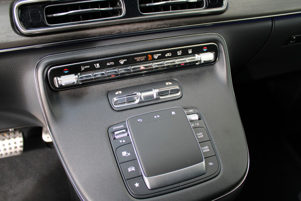 Mercedes-Benz V-Klasse 300d / XXL / DC / bj2025 / 2x Elec Schuifd / 360 Camera / Burmester / Vol Opties / NIEUWSTAAT