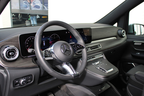 Mercedes-Benz V-Klasse 300d / XXL / DC / bj2025 / 2x Elec Schuifd / 360 Camera / Burmester / Vol Opties / NIEUWSTAAT