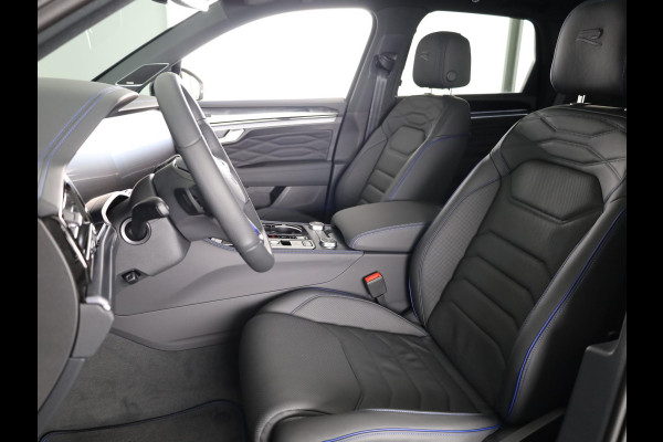 Volkswagen Touareg 3.0 TSi eHybrid 4MOTION R Edition 462PK PHEV| DYNAUDIO | Lederpakket "Puglia" |Luchtvering 22 Inch LM | Trekhaak incl Assistent |