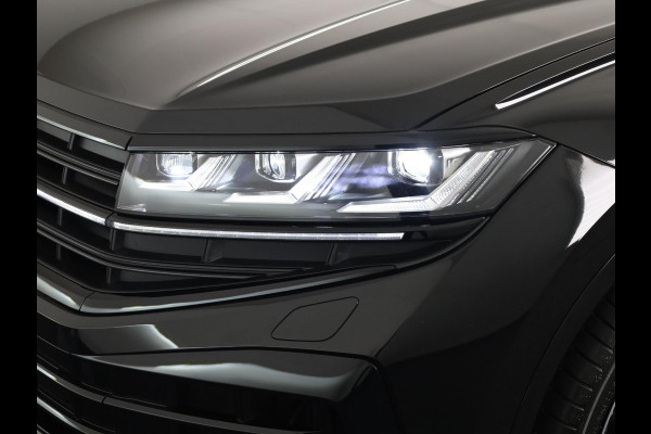 Volkswagen Touareg 3.0 TSi eHybrid 4MOTION R Edition 462PK PHEV| DYNAUDIO | Lederpakket "Puglia" |Luchtvering 22 Inch LM | Trekhaak incl Assistent |
