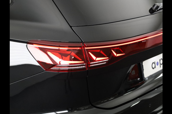 Volkswagen Touareg 3.0 TSi eHybrid 4MOTION R Edition 462PK PHEV| DYNAUDIO | Lederpakket "Puglia" |Luchtvering 22 Inch LM | Trekhaak incl Assistent |