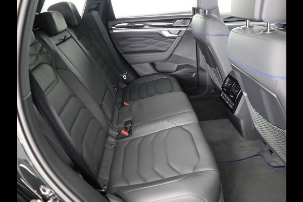 Volkswagen Touareg 3.0 TSi eHybrid 4MOTION R Edition 462PK PHEV| DYNAUDIO | Lederpakket "Puglia" |Luchtvering 22 Inch LM | Trekhaak incl Assistent |