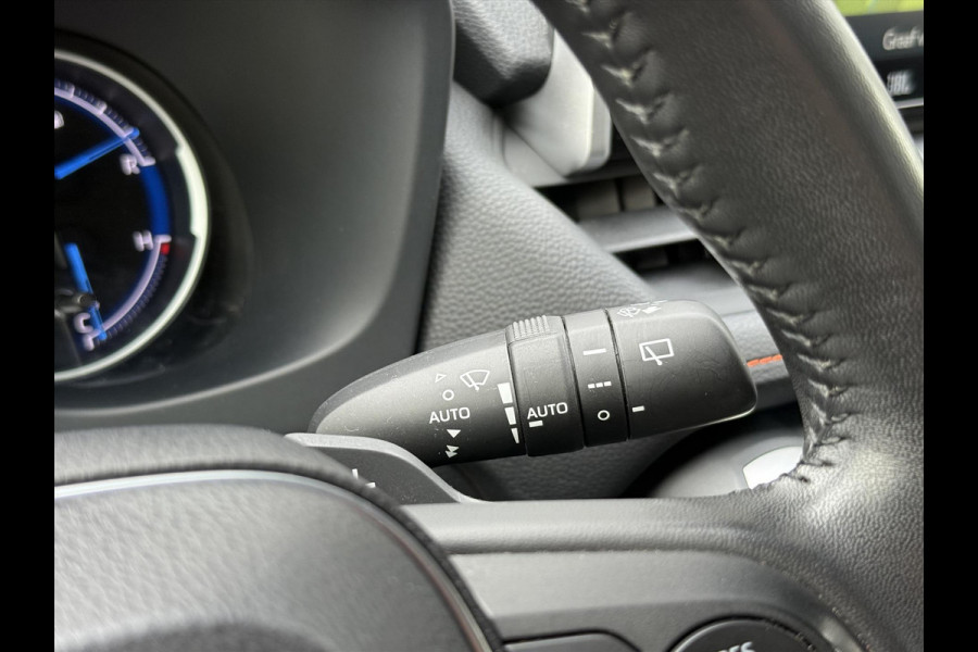 Toyota RAV4 2.5 Hybrid AWD Adventure | Innovation Pack, JBL, Dodehoekherkenning, Parkeersensoren, LED, Stoelverwarming, 360 Camera