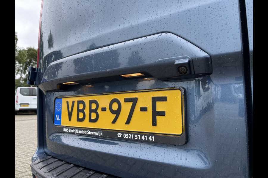 Ford Transit Custom 280 2.0 TDCI 130pk automaat L1H1 Limited / vaste prijs rijklaar € 17.950 ex btw / lease vanaf € 302 / airco / cruise / navi / camera / stoelverwarming / trekhaak !