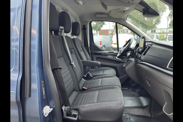 Ford Transit Custom 280 2.0 TDCI 130pk automaat L1H1 Limited / vaste prijs rijklaar € 17.950 ex btw / lease vanaf € 302 / airco / cruise / navi / camera / stoelverwarming / trekhaak !