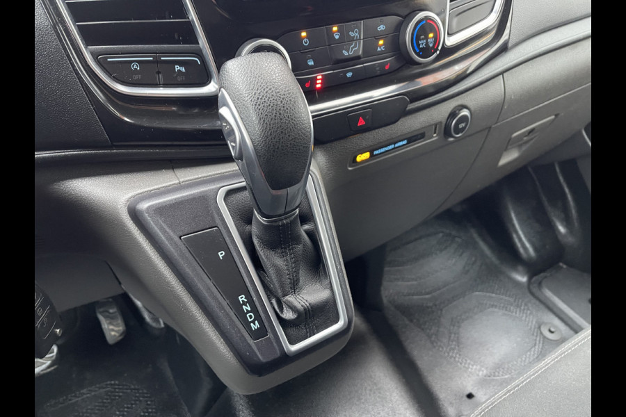 Ford Transit Custom 280 2.0 TDCI 130pk automaat L1H1 Limited / vaste prijs rijklaar € 17.950 ex btw / lease vanaf € 302 / airco / cruise / navi / camera / stoelverwarming / trekhaak !