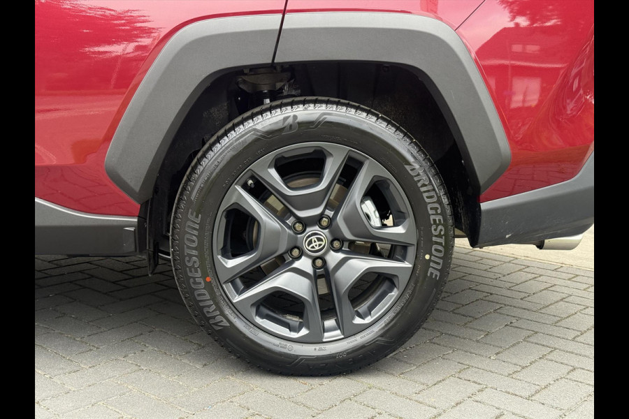 Toyota RAV4 2.5 Hybrid AWD Adventure | Innovation Pack, JBL, Dodehoekherkenning, Parkeersensoren, LED, Stoelverwarming, 360 Camera