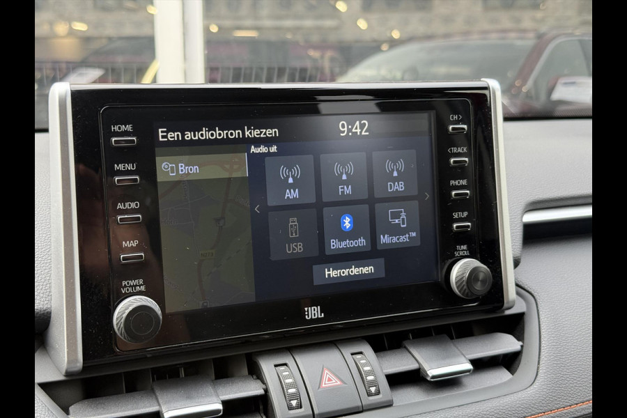Toyota RAV4 2.5 Hybrid AWD Adventure | Innovation Pack, JBL, Dodehoekherkenning, Parkeersensoren, LED, Stoelverwarming, 360 Camera