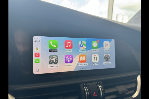 Alfa Romeo Giulia 2.0T 280 AWD Veloce | 19" Velgen | Panoramadak | Adas 2 | Carplay en Android Alfa Romeo Giulia 2.0T 280 AWD Veloce | 19" Velgen | Panoramadak | Adas 2 | Carplay en Android