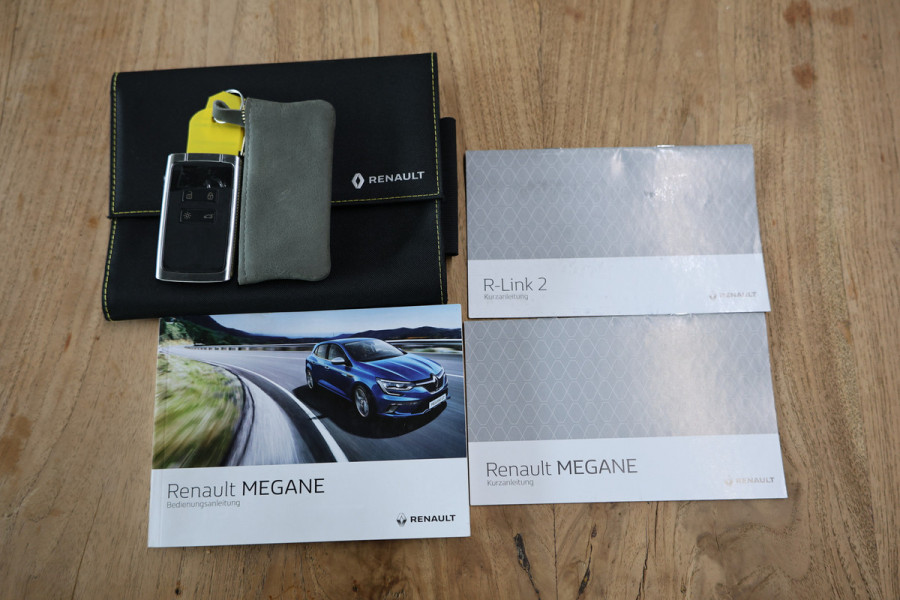 Renault Mégane 1.6 TCe GT AUT KUIPST HEADUP NAV DHS STOELVW '18
