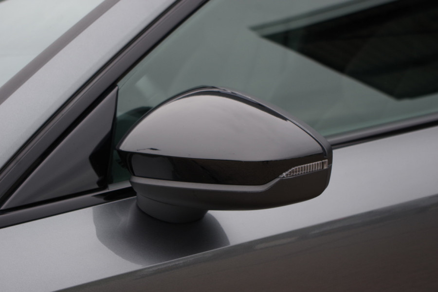 Audi A3 Sportback 45 TFSI e S-Line Edition Competition 245 PK PHEV, Matrix-LED, B&O Sound, Memory
