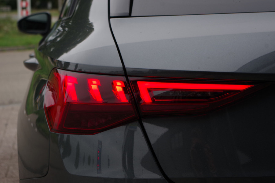 Audi A3 Sportback 45 TFSI e S-Line Edition Competition 245 PK PHEV, Matrix-LED, B&O Sound, Memory