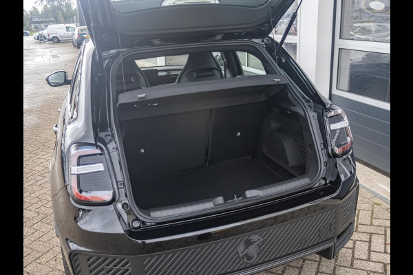 Abarth 600e Turismo 54 kWh | Uit voorraad leverbaar | 17% Bijtelling