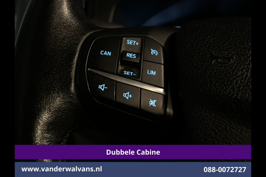 Ford Transit Custom 2.0 TDCI 131pk L2H1 Dubbele Cabine Euro6 Airco | 6-Zits | Camera | Navigatie | LED | Apple Carplay Android Auto, Cruisecontrol, Verwarmde voorruit, Stoelverwarming, Parkeersensoren, 2800kg trekvermogen