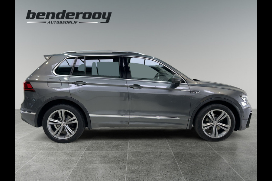 Volkswagen Tiguan 1.5 TSI ACT 150pk DSG R-Line | Pano dak | Leder Volkswagen Tiguan 1.5 TSI ACT 150pk DSG R-Line | Pano dak | Leder