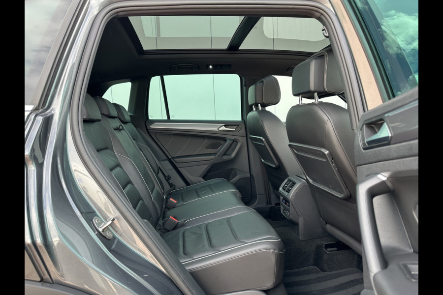 Volkswagen Tiguan 1.5 TSI ACT 150pk DSG R-Line | Pano dak | Leder Volkswagen Tiguan 1.5 TSI ACT 150pk DSG R-Line | Pano dak | Leder