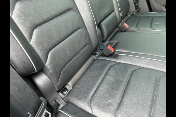 Volkswagen Tiguan 1.5 TSI ACT 150pk DSG R-Line | Pano dak | Leder Volkswagen Tiguan 1.5 TSI ACT 150pk DSG R-Line | Pano dak | Leder