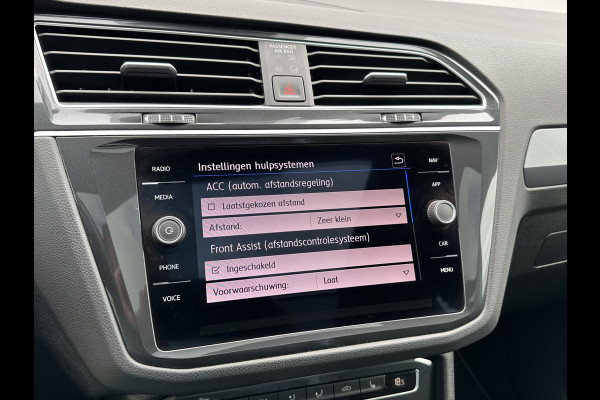 Volkswagen Tiguan 1.5 TSI ACT 150pk DSG R-Line | Pano dak | Leder Volkswagen Tiguan 1.5 TSI ACT 150pk DSG R-Line | Pano dak | Leder