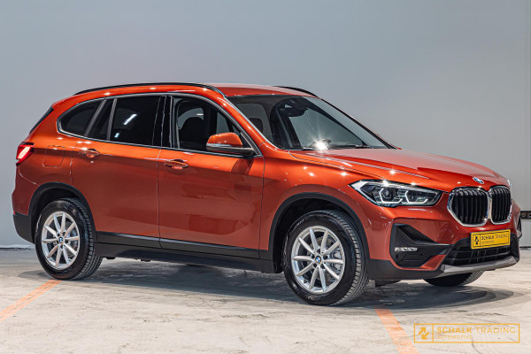 BMW X1 SDrive18i Executive|StoelV|LED|Automaat|Garantie