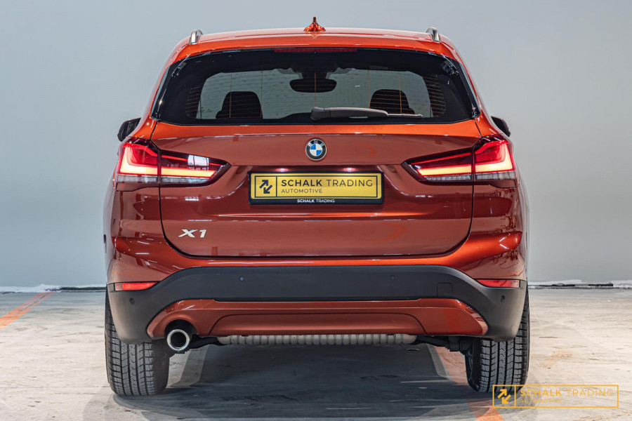 BMW X1 SDrive18i Executive|StoelV|LED|Automaat|Garantie