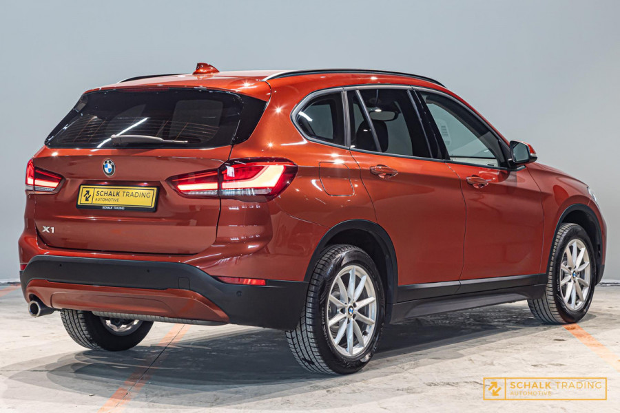 BMW X1 SDrive18i Executive|StoelV|LED|Automaat|Garantie