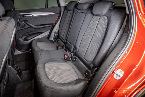 BMW X1 SDrive18i Executive|StoelV|LED|Automaat|Garantie