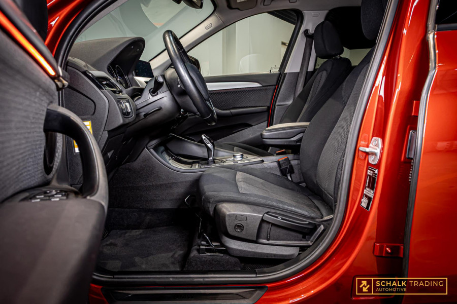 BMW X1 SDrive18i Executive|StoelV|LED|Automaat|Garantie
