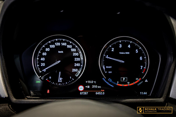 BMW X1 SDrive18i Executive|StoelV|LED|Automaat|Garantie