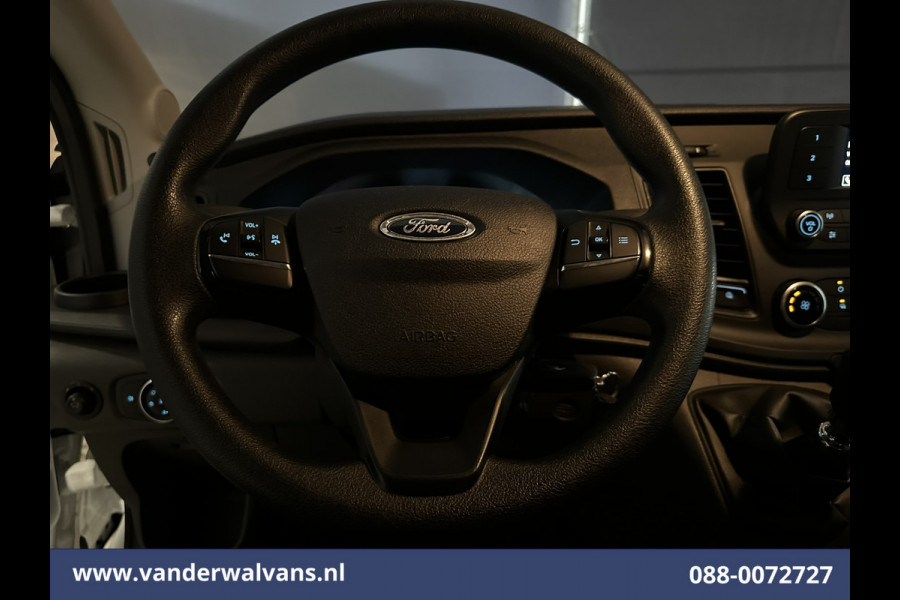 Ford Transit 2.0TDCI 130pk Bakwagen L4.38m Laadklep Euro6 Airco | Camera | Verwarmde voorruit Bijrijdersbank, 910kg laadvermogen