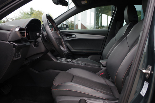 CUPRA Formentor 1.4 TSI e-Hybrid 204 PK Essential, Climate Control, Sfeerverlichting, Carplay