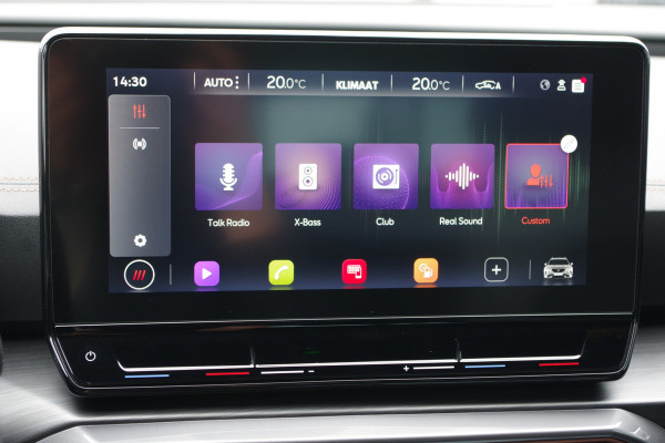 CUPRA Formentor 1.4 TSI e-Hybrid 204 PK Essential, Climate Control, Sfeerverlichting, Carplay
