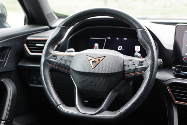 CUPRA Formentor 1.4 TSI e-Hybrid 204 PK Essential, Climate Control, Sfeerverlichting, Carplay