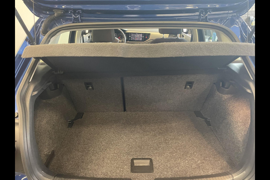Volkswagen Polo 1.0 TSI Comfortline Business Airco|ECC Navi Carplay Adaptive Cruise Control PDC VA 15" LM Velgen